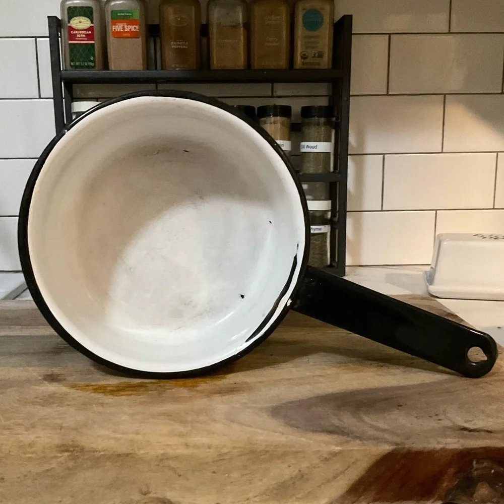 Vintage Black & White 1 Quart Enamelware Sauce Pan